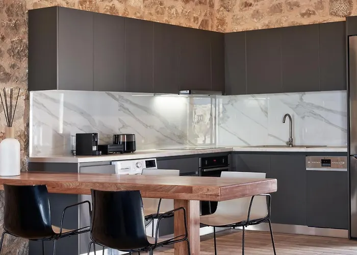 Anar Rhodes * Koskinou (Rhodes)